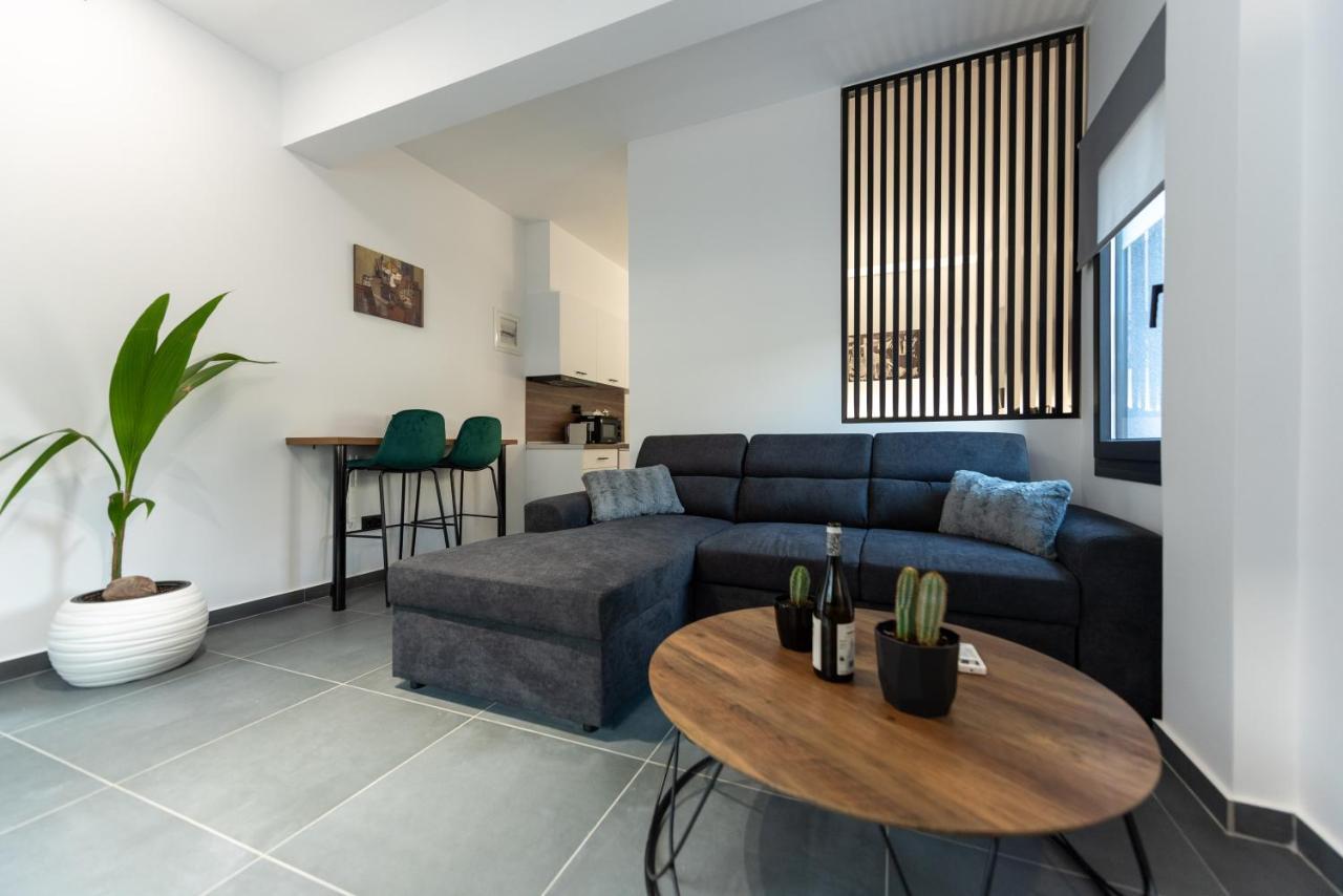 Frourio Lodge Α2 拉里萨 外观 照片